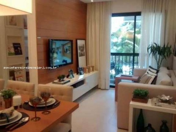 Imagem Apartamento com 2 Quartos à Venda, em Del Castilho - Rio De Janeiro Imagem Apartamento com 2 Quartos à Venda, em Del Castilho - Rio De Janeiro