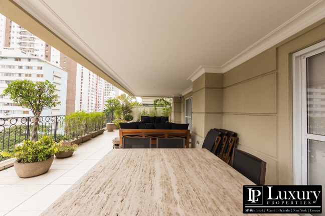 Imagem Apartamento com 3 Quartos à Venda, 280 m² em Vila Nova Conceição - São Paulo
