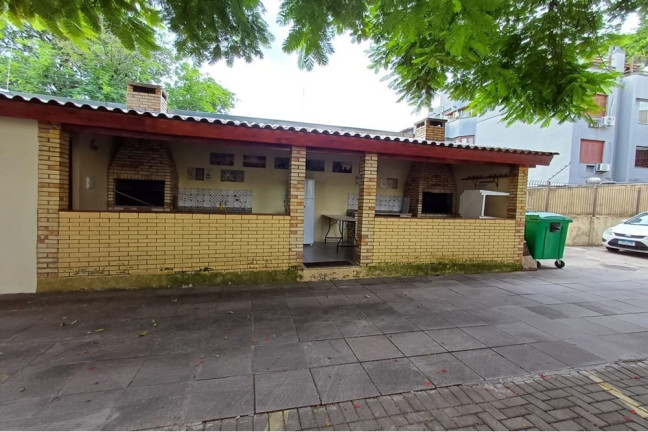 Imagem Imóvel com 3 Quartos à Venda, 111 m² em Rio Branco - Porto Alegre Imagem Imóvel com 3 Quartos à Venda, 111 m² em Rio Branco - Porto Alegre