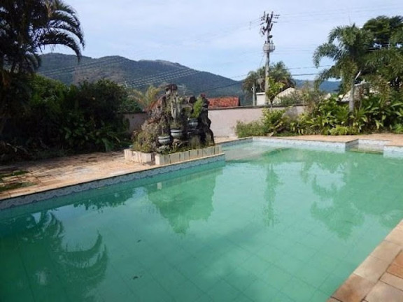 Imagem Casa com 2 Quartos à Venda, 589 m² em Vila Petrópolis - Atibaia Imagem Casa com 2 Quartos à Venda, 589 m² em Vila Petrópolis - Atibaia