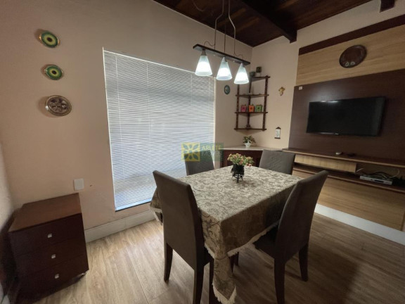 Imagem Casa com 4 Quartos para Alugar ou Temporada, 70 m² em Centro - Porto Belo Imagem Casa com 4 Quartos para Alugar ou Temporada, 70 m² em Centro - Porto Belo