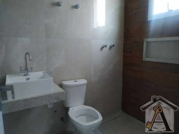 Imagem Casa com 4 Quartos à Venda, 270 m² em Embaré - Santos