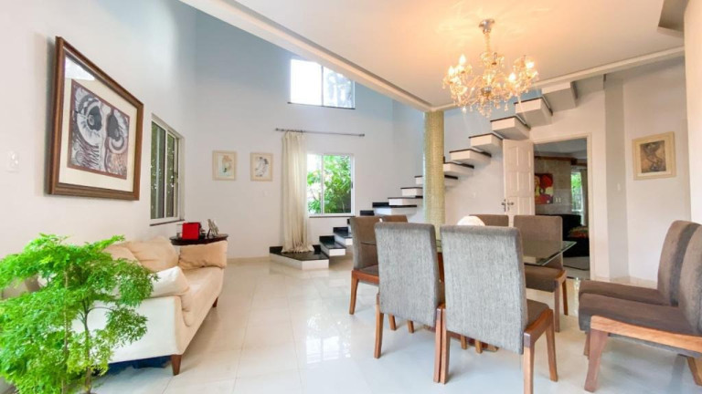 Casa com 4 Quartos à Venda, 298 m² em Praia Do Flamengo - Salvador