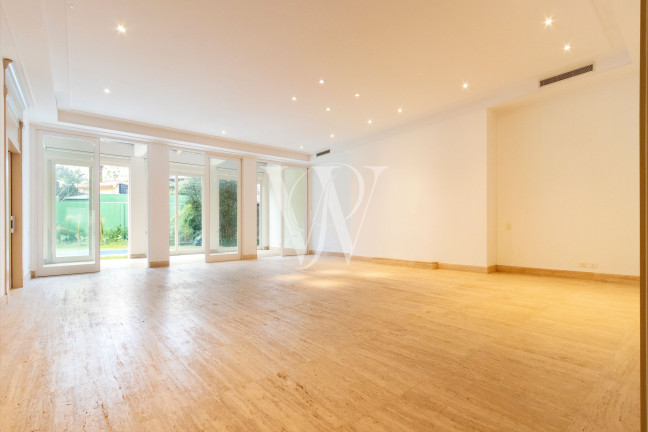 Imagem Casa com 4 Quartos à Venda, 750 m² em Jardim Europa - São Paulo Imagem Casa com 4 Quartos à Venda, 750 m² em Jardim Europa - São Paulo