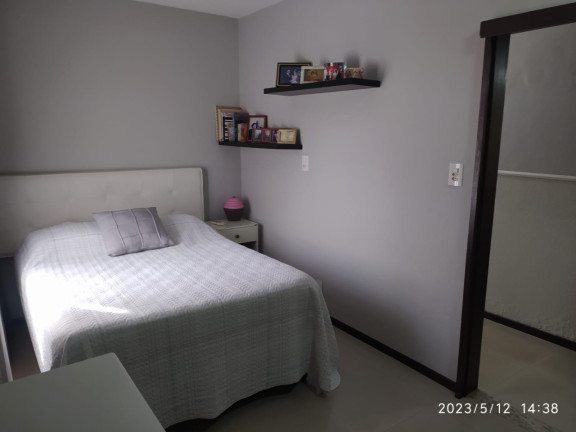 Imagem Casa com 3 Quartos à Venda, 187 m² em Bom Retiro - Joinville