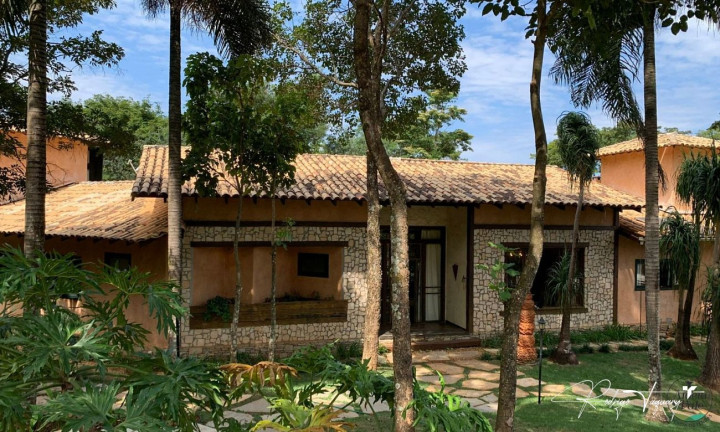 Casa de Condomínio com 4 Quartos à Venda, 979 m² em Residencial Aldeia Do Vale - Goiânia