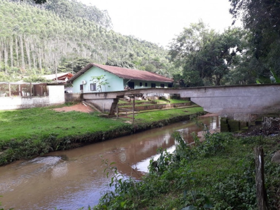 Imagem Chácara com 5 Quartos à Venda, 300 m² em Oliveira - Tijucas