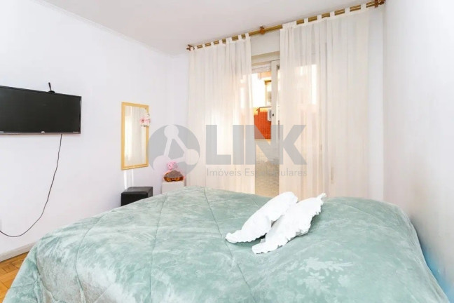 Imagem Apartamento com 2 Quartos à Venda, 73 m² em Cristo Redentor - Porto Alegre Imagem Apartamento com 2 Quartos à Venda, 73 m² em Cristo Redentor - Porto Alegre