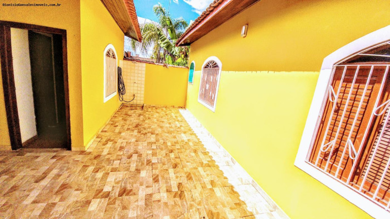 Imagem Casa com 3 Quartos à Venda, 172 m² em Balneário Flórida - Peruíbe