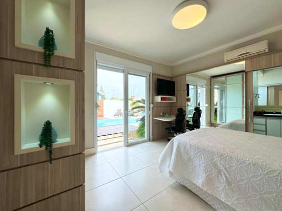 Imagem Casa com 3 Quartos à Venda, 210 m² em Zona Nova - Capao Da Canoa Imagem Casa com 3 Quartos à Venda, 210 m² em Zona Nova - Capao Da Canoa