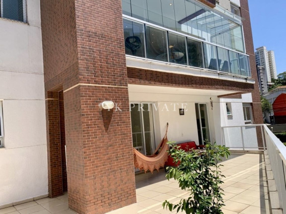 Imagem Apartamento com 3 Quartos à Venda, 230 m² em Vila Ipojuca - São Paulo