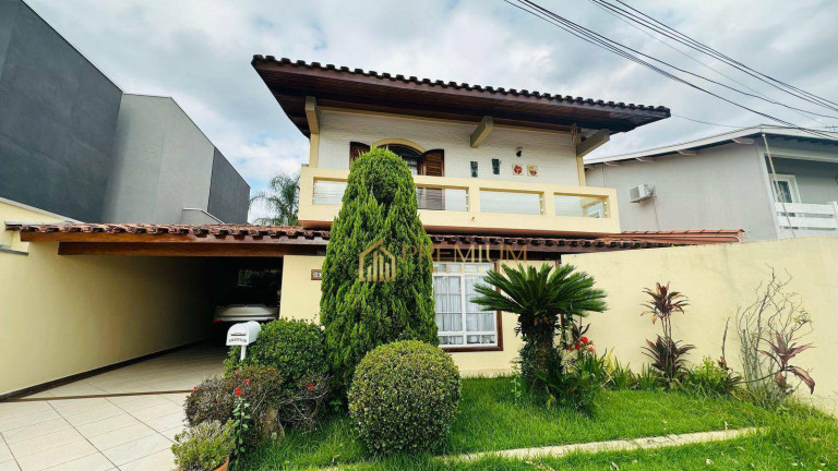 Imóvel com 5 Quartos à Venda, 275 m² em Jardim Das Colinas - São José Dos Campos