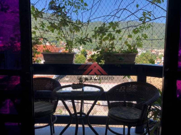 Imagem Casa com 4 Quartos à Venda, 380 m² em São Francisco - Niterói Imagem Casa com 4 Quartos à Venda, 380 m² em São Francisco - Niterói