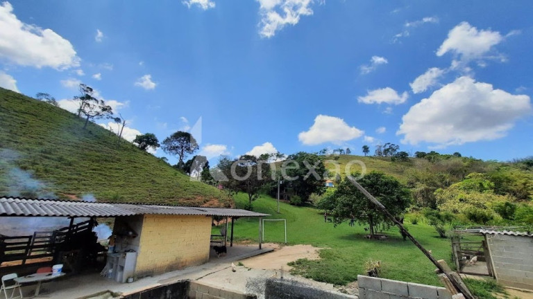 Imagem Chácara com 1 Quarto à Venda, 90 m² em Centro - Paraibuna Imagem Chácara com 1 Quarto à Venda, 90 m² em Centro - Paraibuna