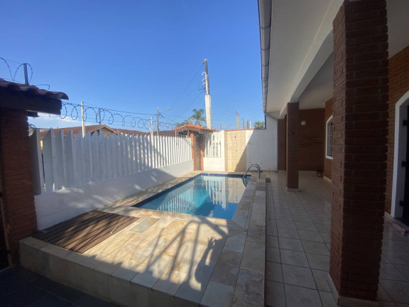 Imagem Casa com 3 Quartos à Venda, 250 m² em Suarão - Itanhaém Imagem Casa com 3 Quartos à Venda, 250 m² em Suarão - Itanhaém