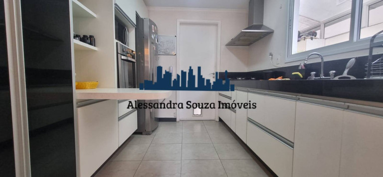 Imagem Casa com 4 Quartos à Venda, 180 m² em Tamboré - Santana De Parnaíba