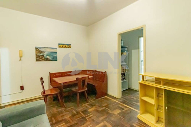 Imagem Apartamento com 1 Quarto à Venda, 49 m² em Petrópolis - Porto Alegre