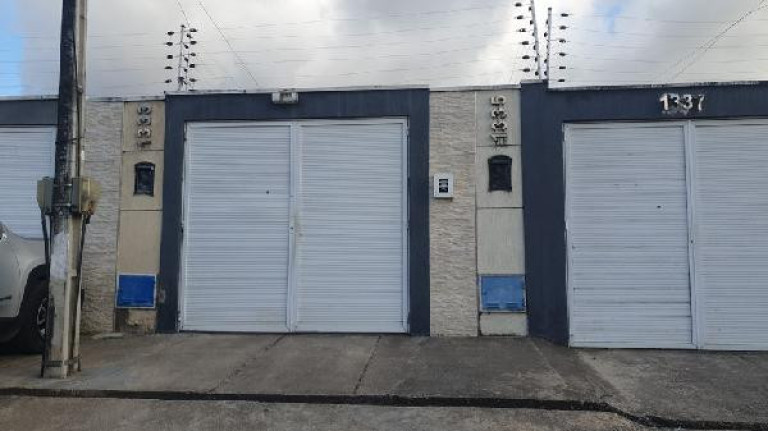 Imagem Casa com 2 Quartos à Venda, 120 m² em Siqueira - Fortaleza Imagem Casa com 2 Quartos à Venda, 120 m² em Siqueira - Fortaleza