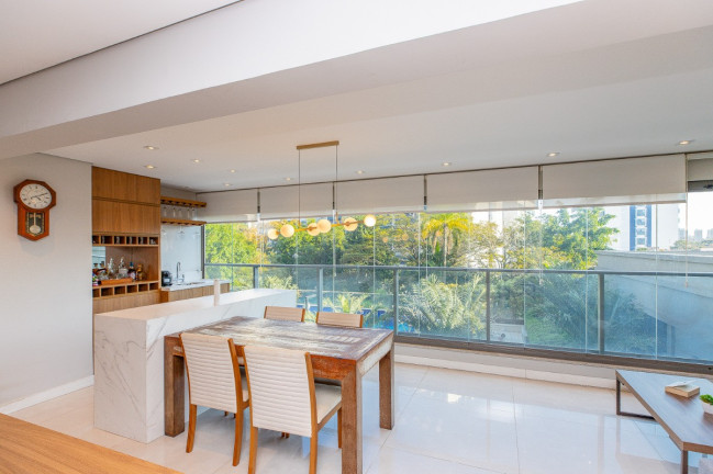 Imagem Apartamento com 3 Quartos à Venda, 165 m² em Santo Amaro - São Paulo