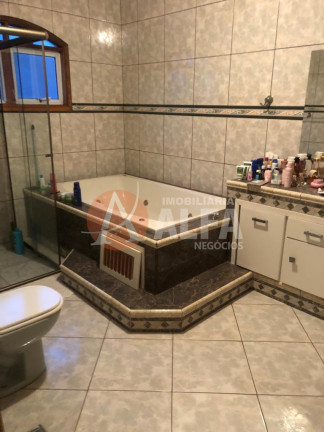 Imagem Casa com 3 Quartos à Venda, 376 m² em Jardim São Miguel - Cotia Imagem Casa com 3 Quartos à Venda, 376 m² em Jardim São Miguel - Cotia