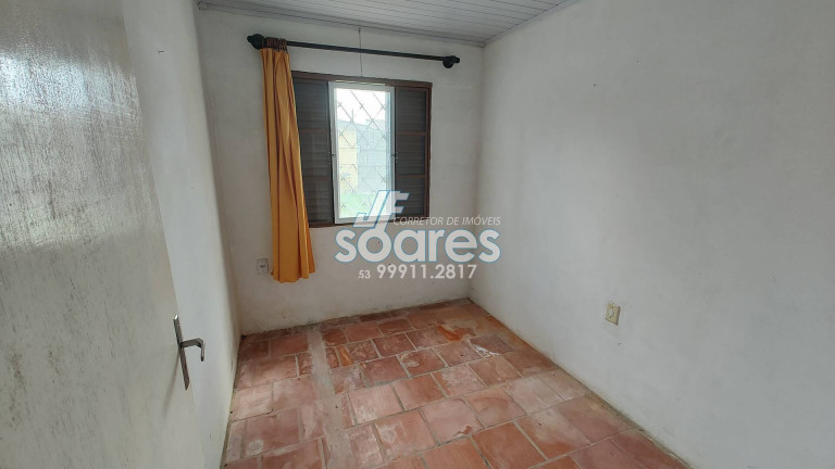 Imagem Casa com 4 Quartos à Venda, 144 m² em Laranjal - Pelotas Imagem Casa com 4 Quartos à Venda, 144 m² em Laranjal - Pelotas