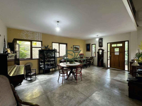 Imagem Casa com 4 Quartos à Venda, 303 m² em Vila Diva - Carapicuíba Imagem Casa com 4 Quartos à Venda, 303 m² em Vila Diva - Carapicuíba
