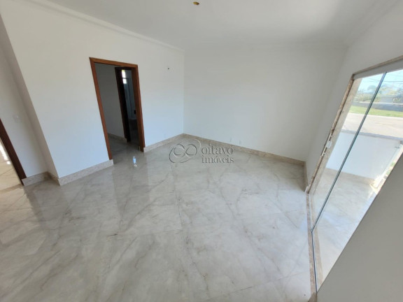 Imagem Casa com 4 Quartos à Venda, em Lagoa - Macaé Imagem Casa com 4 Quartos à Venda, em Lagoa - Macaé