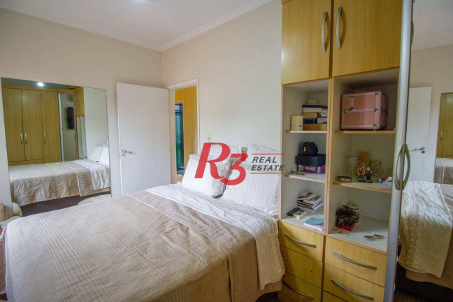 Imagem Casa com 3 Quartos à Venda, 189 m² em Embaré - Santos Imagem Casa com 3 Quartos à Venda, 189 m² em Embaré - Santos