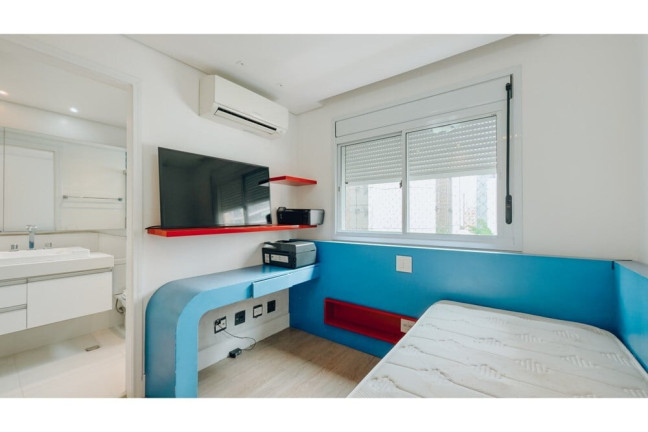 Imagem Apartamento com 3 Quartos à Venda, 143 m² em Moema - São Paulo