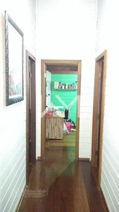 Imagem Casa com 3 Quartos à Venda, 300 m² em Vila Machado - Mairiporã Imagem Casa com 3 Quartos à Venda, 300 m² em Vila Machado - Mairiporã