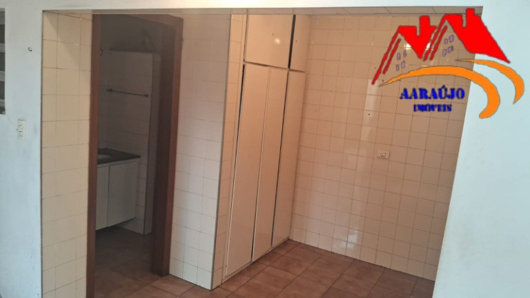 Imagem Casa com 3 Quartos à Venda, 190 m² em Centro - Osasco Imagem Casa com 3 Quartos à Venda, 190 m² em Centro - Osasco