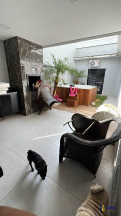 Imagem Casa de Condomínio com 3 Quartos à Venda, 220 m² em Jardim Residencial Helena Maria - Sorocaba Imagem Casa de Condomínio com 3 Quartos à Venda, 220 m² em Jardim Residencial Helena Maria - Sorocaba