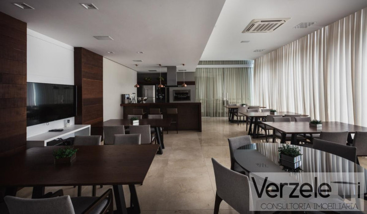 Imagem Apartamento com 3 Quartos à Venda, 117 m² em Centro - Balneário Camboriú Imagem Apartamento com 3 Quartos à Venda, 117 m² em Centro - Balneário Camboriú