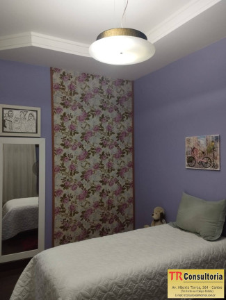 Imagem Casa com 3 Quartos à Venda, 1.700 m² em Turf Club - Campos Dos Goytacazes Imagem Casa com 3 Quartos à Venda, 1.700 m² em Turf Club - Campos Dos Goytacazes