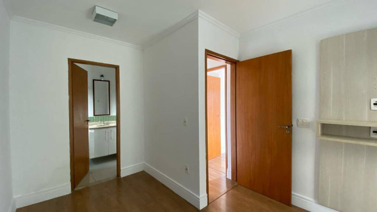 Imagem Casa com 3 Quartos à Venda, 223 m² em Parque Paduan - Taubaté Imagem Casa com 3 Quartos à Venda, 223 m² em Parque Paduan - Taubaté