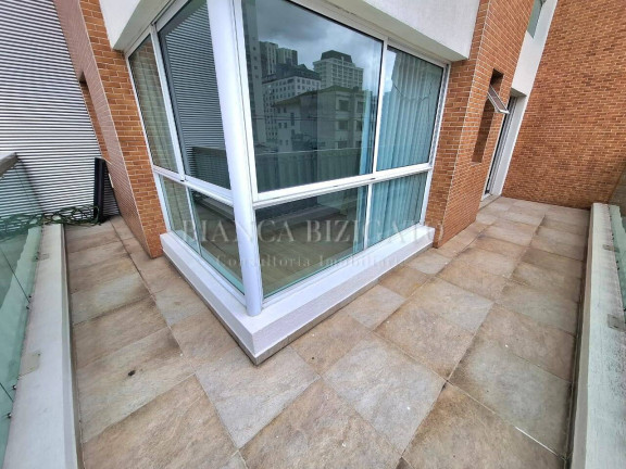 Imagem Apartamento com 1 Quarto à Venda, 33 m² em Centro - Curitiba Imagem Apartamento com 1 Quarto à Venda, 33 m² em Centro - Curitiba
