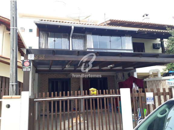 Imagem Sobrado com 2 Quartos para Temporada, em Bombas - Bombinhas Imagem Sobrado com 2 Quartos para Temporada, em Bombas - Bombinhas