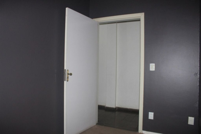 Imagem Imóvel à Venda, 33 m² em Bom Fim - Porto Alegre Imagem Imóvel à Venda, 33 m² em Bom Fim - Porto Alegre