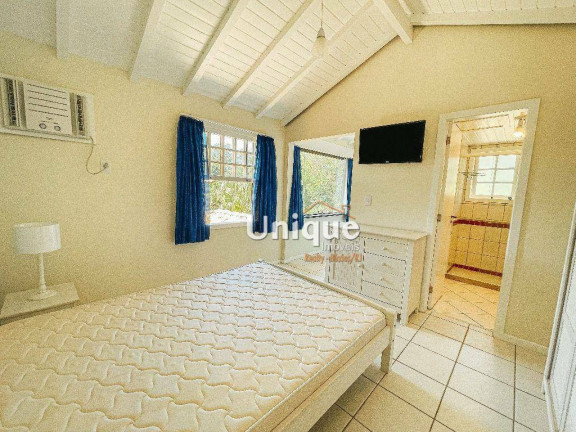Imagem Casa com 4 Quartos à Venda, 180 m² em Ferradura - Armação Dos Búzios Imagem Casa com 4 Quartos à Venda, 180 m² em Ferradura - Armação Dos Búzios