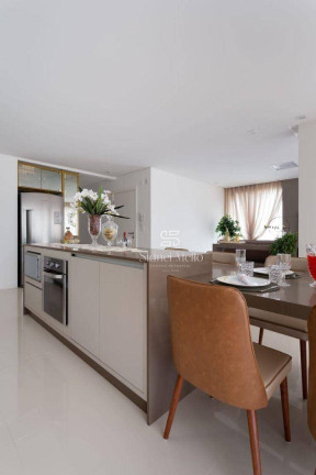 Imagem Apartamento com 3 Quartos à Venda, 122 m² em 2 Quadra Centro - Balneário Camboriú
