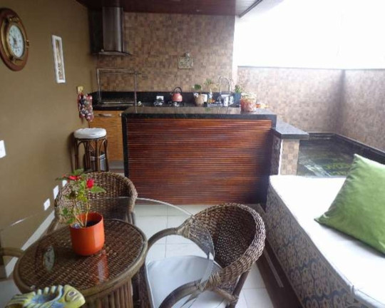 Imagem Apartamento com 4 Quartos à Venda, 232 m² em Pitangueiras - Guarujá