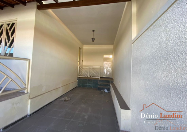 Imagem Casa com 3 Quartos à Venda, 250 m² em São José - Montes Claros
