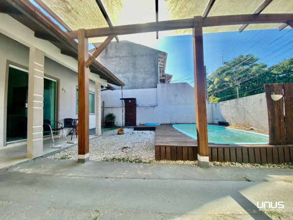 Imagem Casa com 2 Quartos à Venda, 104 m² em São Sebastião - Palhoça