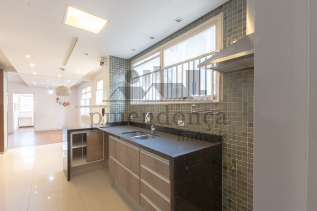 Imagem Apartamento com 3 Quartos à Venda, 230 m² em Higienópolis - São Paulo Imagem Apartamento com 3 Quartos à Venda, 230 m² em Higienópolis - São Paulo