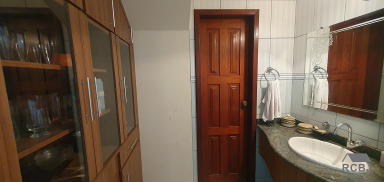 Imagem Sobrado com 6 Quartos à Venda, em Centro - Esmeraldas Imagem Sobrado com 6 Quartos à Venda, em Centro - Esmeraldas
