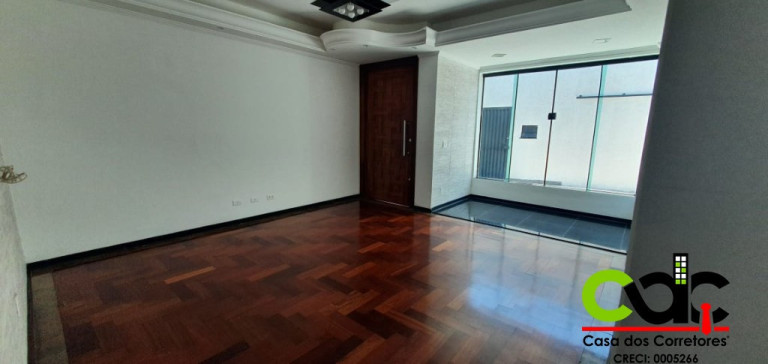 Imagem Casa com 4 Quartos à Venda, 250 m² em Jardim Das Hortênsias - Poços De Caldas Imagem Casa com 4 Quartos à Venda, 250 m² em Jardim Das Hortênsias - Poços De Caldas