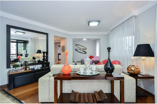 Imagem Apartamento com 3 Quartos à Venda, 195 m² em Jardim Parque Morumbi - São Paulo