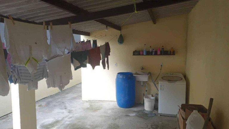Imagem Casa com 2 Quartos à Venda, 135 m² em Golfinho - Caraguatatuba