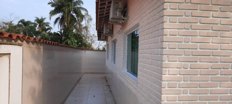 Imagem Casa de Condomínio com 4 Quartos à Venda, 174 m² em Centro - Ubatuba
