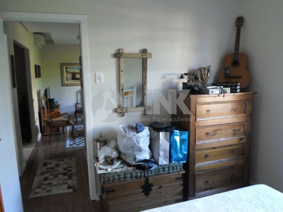 Imagem Apartamento com 2 Quartos à Venda, 54 m² em Mont Serrat - Porto Alegre Imagem Apartamento com 2 Quartos à Venda, 54 m² em Mont Serrat - Porto Alegre